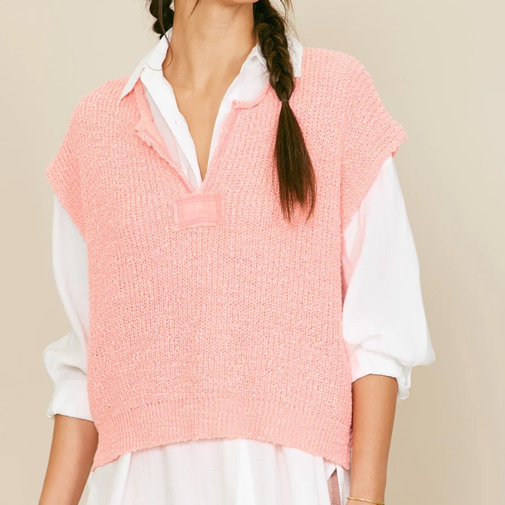 ILLA ILLA Patch Sleeveless Sweater in Bubblegum – Size Medium